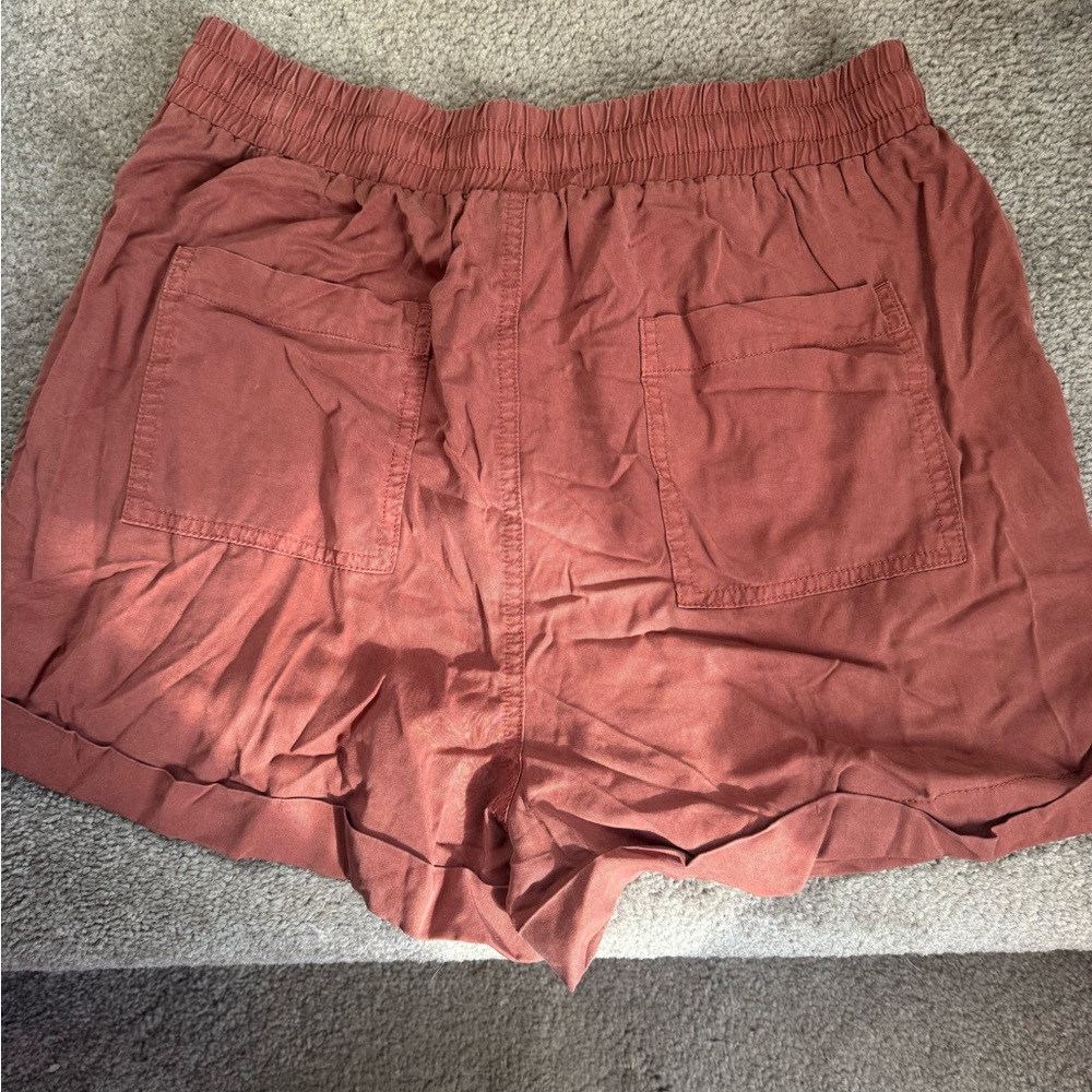Universal thread shorts - Picture 2 of 2